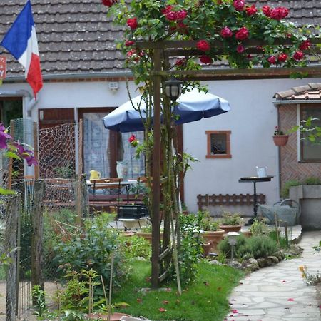 Maison D'Autrefois Mareau-aux-Prés Esterno foto