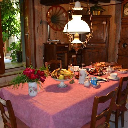 Maison D'Autrefois Mareau-aux-Prés Esterno foto